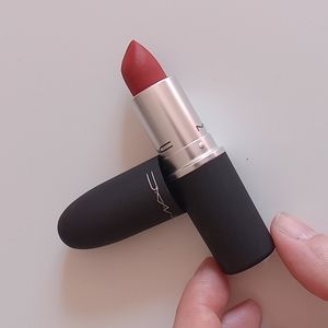 MAC devoted to chili lipstick